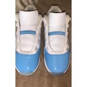 Jordan 11 Retro Low University Blue